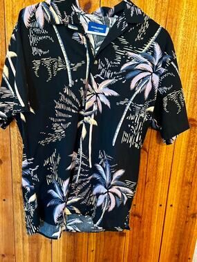 Jack & Jones Mens Small Hawaiian Palm Print Camp Shirt Black Floral Tropical EUC